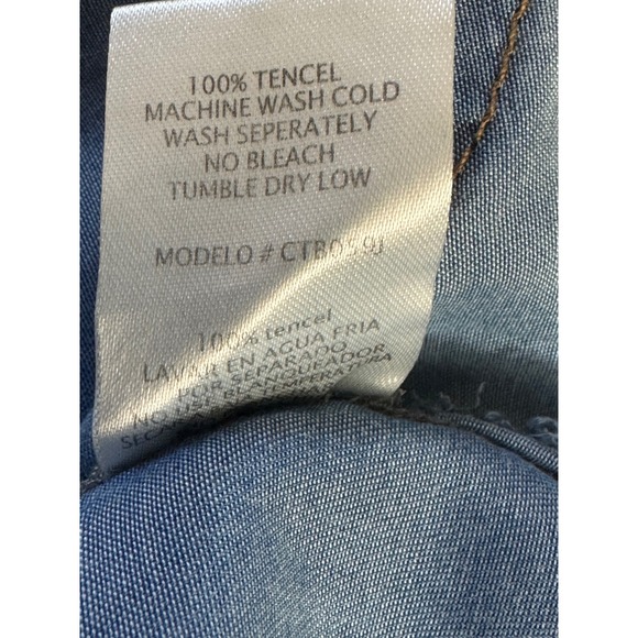 Grace & Lace Women‎ Medium Denim Tencel Jacket With Zipper & Buttons - Picture 9 of 11